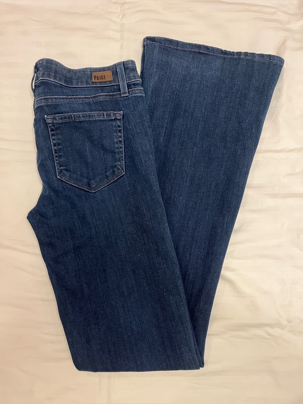 Paige Lou Lou jeans 26